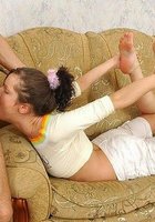 Похотливая телочка с удовольствием заглатывает пенис 14 фото Похотливая телочка с удовольствием заглатывает пенис 14 фото