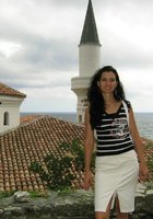 Девушки в красивых купальниках отдыхают на пляже 12 фото Девушки в красивых купальниках отдыхают на пляже 12 фото