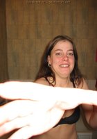 Неформалка сосет парню и трахается с ним 2 фото Неформалка сосет парню и трахается с ним 2 фото