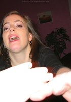 Неформалка сосет парню и трахается с ним 10 фото Неформалка сосет парню и трахается с ним 10 фото