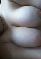 Подружки-хохотушки отжигают на даче без трусов 22 фото Подружки-хохотушки отжигают на даче без трусов 22 фото