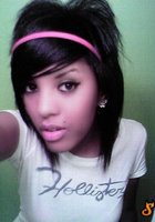 Молодые принцессы перед зеркалом делают голое селфи 2 фото Молодые принцессы перед зеркалом делают голое селфи 2 фото