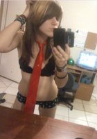 Молодые принцессы перед зеркалом делают голое селфи 4 фото Молодые принцессы перед зеркалом делают голое селфи 4 фото