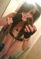 Молодые принцессы перед зеркалом делают голое селфи 13 фото Молодые принцессы перед зеркалом делают голое селфи 13 фото