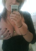 Молодые принцессы перед зеркалом делают голое селфи 15 фото Молодые принцессы перед зеркалом делают голое селфи 15 фото