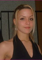 Блондинка показала домашний стриптиз и сделала минет 2 фото Блондинка показала домашний стриптиз и сделала минет 2 фото