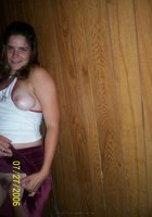 Пьяная телка показала дома голые титьки и небритую пилотку 15 фото Пьяная телка показала дома голые титьки и небритую пилотку 15 фото