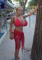 Девки без стеснения светят своими сочными буферами 15 фото Девки без стеснения светят своими сочными буферами 15 фото