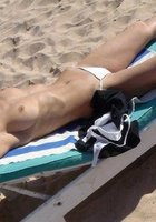 Худая мамка оголила небольшие титьки перед мачо 3 фото Худая мамка оголила небольшие титьки перед мачо 3 фото