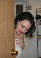 Толстушка принимает ванну и читает журнал 13 фото Толстушка принимает ванну и читает журнал 13 фото