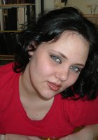 Толстушка принимает ванну и читает журнал 1 фото Толстушка принимает ванну и читает журнал 1 фото