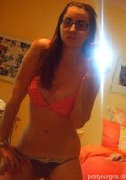 Телка в очках снимает себя в трусах и лифчике 3 фото Телка в очках снимает себя в трусах и лифчике 3 фото