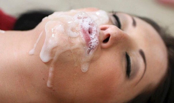 Горячая сперма стекает по лицам этих давалок 14 фотография