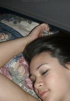 Молодожены трахаются в машине 6 фото Молодожены трахаются в машине 6 фото