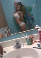 Подборка обнаженных девок с плоскими животиками перед зеркалами 8 фото Подборка обнаженных девок с плоскими животиками перед зеркалами 8 фото