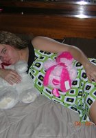 Толстая баба обрадовалась подаркам бойфренда и разделась 19 фото Толстая баба обрадовалась подаркам бойфренда и разделась 19 фото