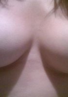 Коротковолосая дамочка моется в душе 20 фото Коротковолосая дамочка моется в душе 20 фото