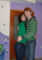 Брюнетка вертит красивой попой перед парнем 1 фото Брюнетка вертит красивой попой перед парнем 1 фото