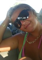 Смазливые подруги отдыхают на пляже в трусиках 15 фото Смазливые подруги отдыхают на пляже в трусиках 15 фото