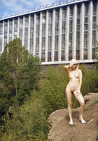 Красивая блондинка обнажается повсюду! 9 фото Красивая блондинка обнажается повсюду! 9 фото