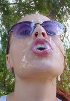 Парни жарят блядей во все щели 32 фото Парни жарят блядей во все щели 32 фото