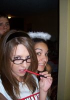 Студентка веселится в коттедже от души 29 фото Студентка веселится в коттедже от души 29 фото