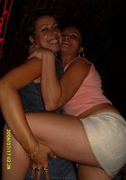 Зрелые жены готовы приоткрыть свои секреты молодым подругам 5 фото Зрелые жены готовы приоткрыть свои секреты молодым подругам 5 фото