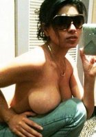 Селфи полуобнаженных девиц перед зеркалами 13 фото Селфи полуобнаженных девиц перед зеркалами 13 фото