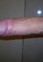 Молодой парень дрочит огромный член сидя 30 фото Молодой парень дрочит огромный член сидя 30 фото