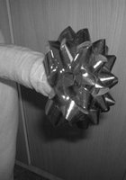 Молодой парень дрочит огромный член сидя 2 фото Молодой парень дрочит огромный член сидя 2 фото