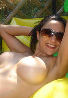 Модная соска с большими титьками 9 фото Модная соска с большими титьками 9 фото