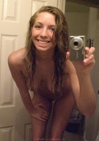 Шатенка с приятными формами соблазнительна и гола 23 фото Шатенка с приятными формами соблазнительна и гола 23 фото