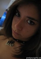 Студентка без трусиков приподнимает майку 1 фото Студентка без трусиков приподнимает майку 1 фото