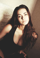 Юная скромница показывает свою идеальную грудь 1 фото Юная скромница показывает свою идеальную грудь 1 фото