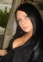 Брюнетка в секси костюме стоит на кухне 25 фото Брюнетка в секси костюме стоит на кухне 25 фото