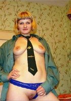 Голые подруги раздвигают письки 12 фото Голые подруги раздвигают письки 12 фото