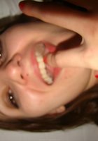 Мужчина дал пососать сонной даме 13 фото Мужчина дал пососать сонной даме 13 фото