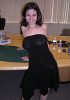 Отвязная секретарша обожает секс после рабочего дня 2 фото Отвязная секретарша обожает секс после рабочего дня 2 фото