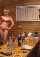 Девушки в сауне здорово повеселились 1 фото Девушки в сауне здорово повеселились 1 фото