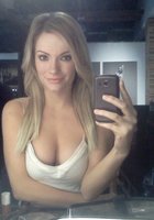 Отправленные парням эротические селфи от развратных студенток 13 фото Отправленные парням эротические селфи от развратных студенток 13 фото