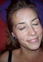 После страстного секса молодые девушки принимают сперму на свои лица 2 фото После страстного секса молодые девушки принимают сперму на свои лица 2 фото